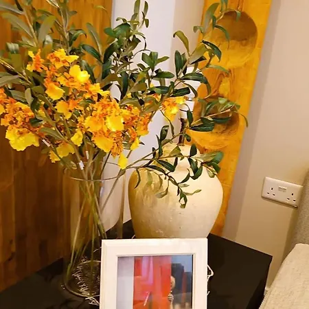 Apartment Casa Luna Luxurious Comfy Seaside 3persons Apt Paphos